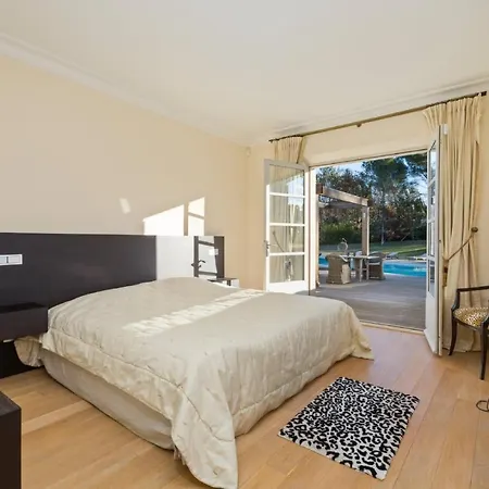 Villa Ideal Place For A Quiet Holiday While Enjoying The Proximity Of The City Center 5 Minutes From Shops