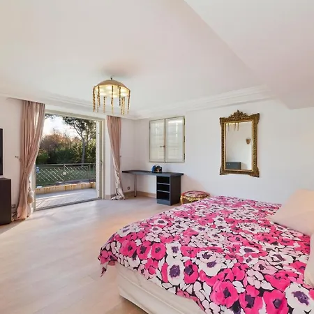Villa Ideal Place For A Quiet Holiday While Enjoying The Proximity Of The City Center 5 Minutes From Shops *